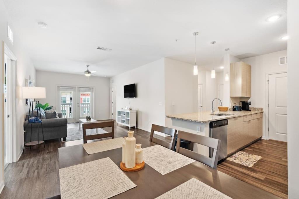 Lavish 2Br Apartment In Tampa Dış mekan fotoğraf